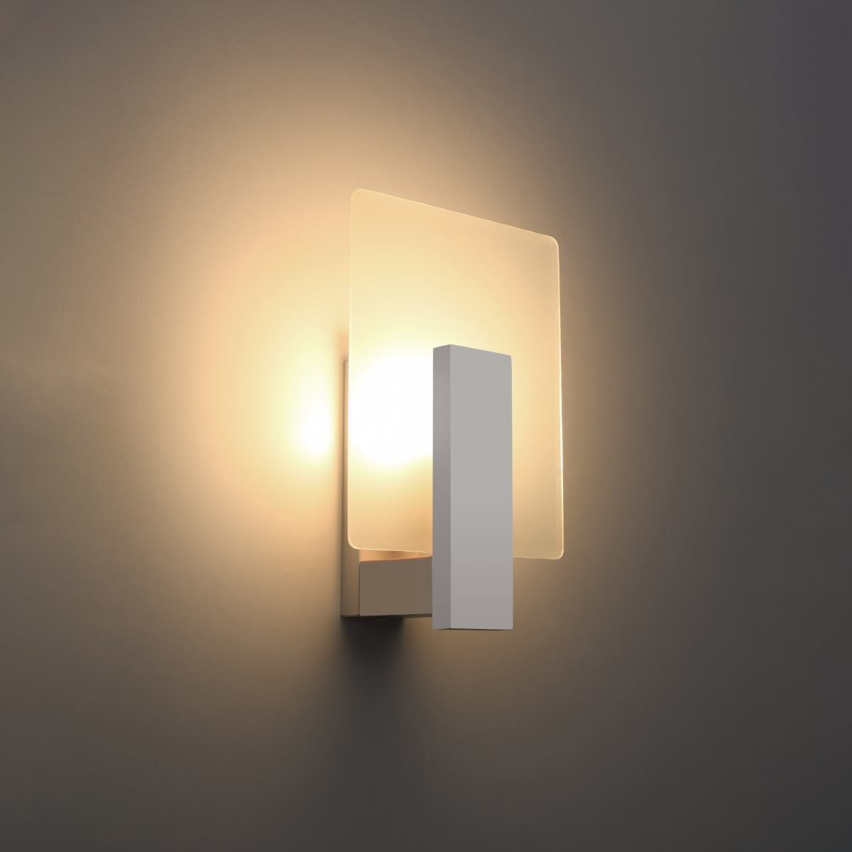 Wall lamp LAPPO white