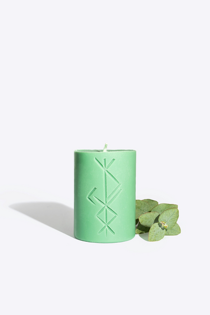 Rune candle FREYR