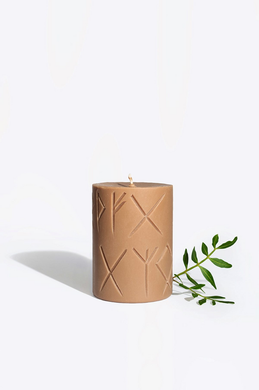 Rune candle FRIGGA