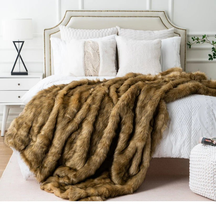 Faux Fur Lyxpläd i Ockra